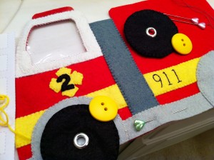 Felt Fire Station - Fire Truck & Dalmatian