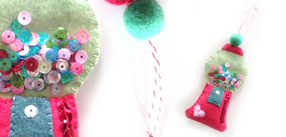 PEPPERMINT SQUARE Large Wool Felt 6FT Red Green Pom Poms Christmas